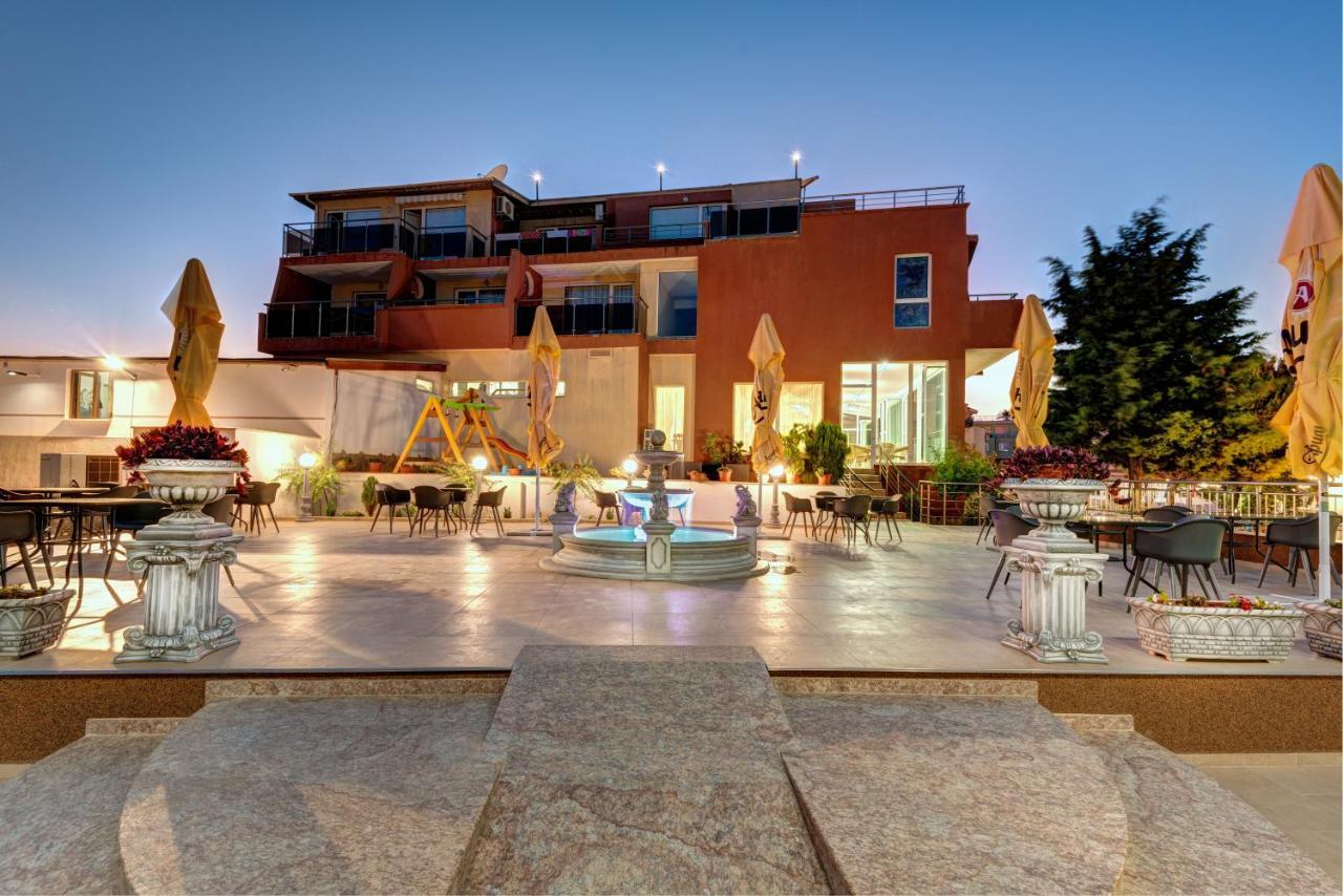 Hotel Sunny Sozopol Bagian luar foto