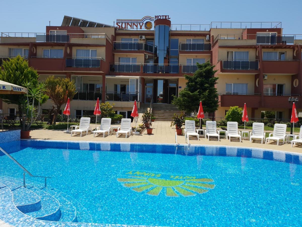 Hotel Sunny Sozopol Bagian luar foto